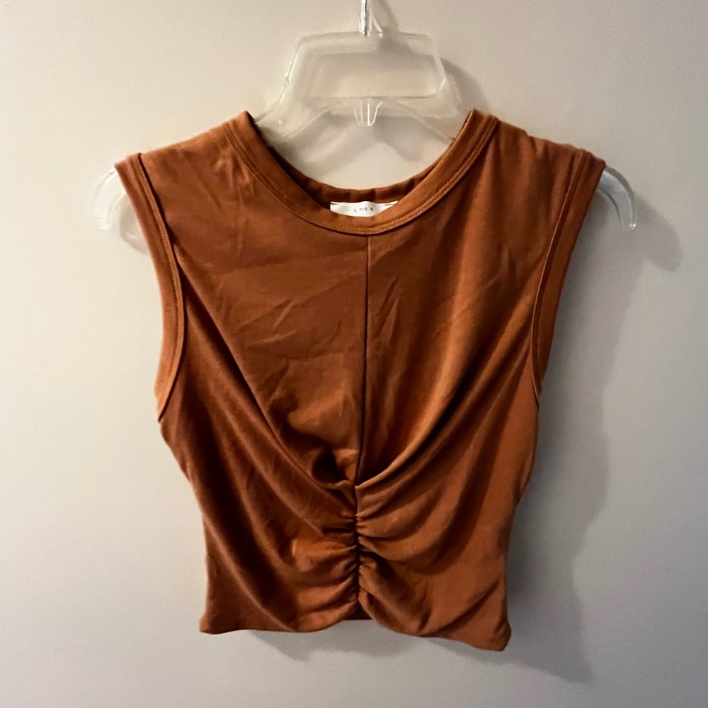 Lush Brown Ruched Crop Muscle Tee